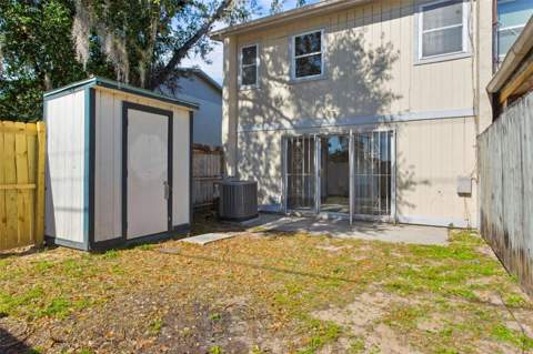 5110 Tennis Court Circle #86, Tampa FL - photo 23 of 24