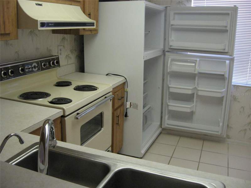 2 bedroom Villa at 2465 Northside Drive #603, Woodland Villas Condo 1, Clearwater — photo 4