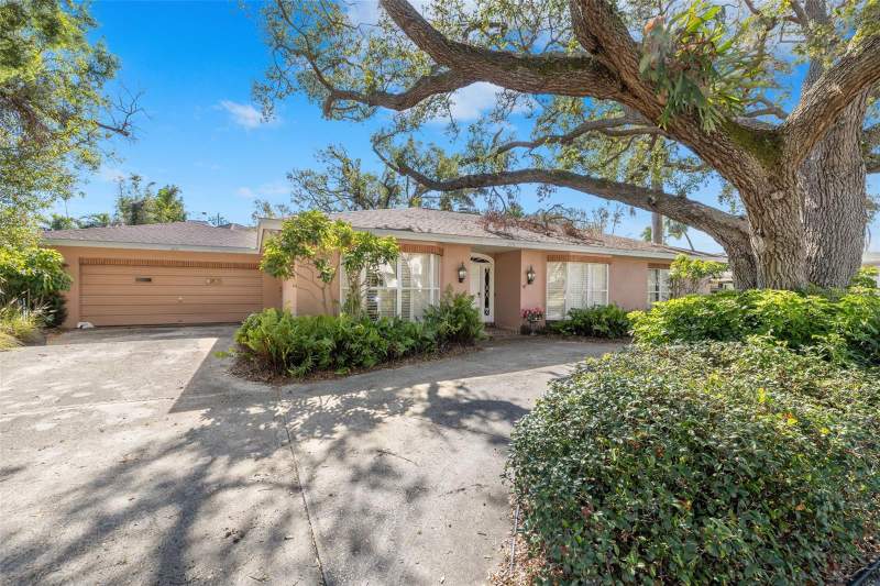 3 bedroom Single Family Residence at 215 Snell Isle Boulevard, Merhige Rep, St Petersburg — photo 5