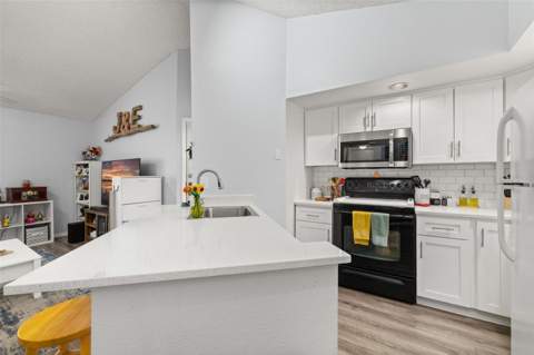 5713 Gatlin Avenue #226, Orlando FL - photo 10 of 40