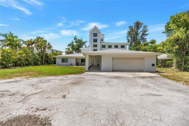 5 bedroom Single Family Residence at 2280 Pinellas Point Drive, Bradham Sub, St Petersburg — photo 4