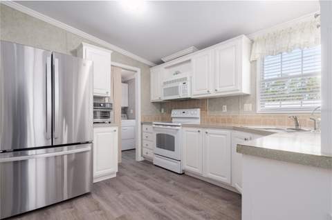 3309 Bernadette Drive, Ellenton FL - photo 6 of 16