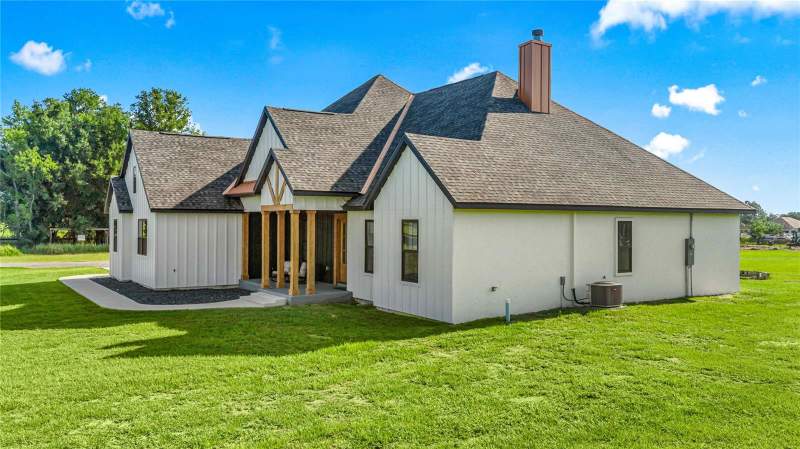 4 bedroom Single Family Residence at 9755 SE 58th Avenue, Baseline Ranchettes, Belleview — photo 4