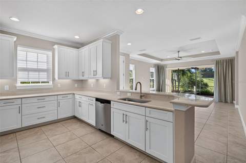 12647 Sorrento Way, Bradenton FL - photo 13 of 55