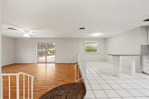 517 Peach Street, Venice FL - photo 6 of 40