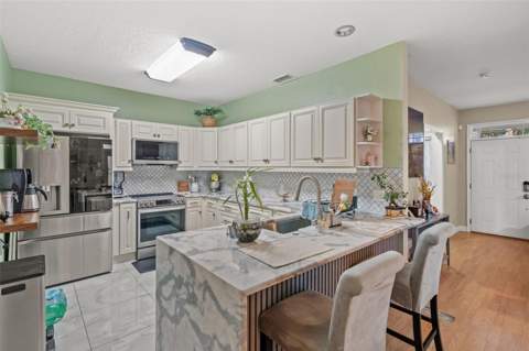 6444 Ashville Drive, Zephyrhills FL - photo 13 of 59