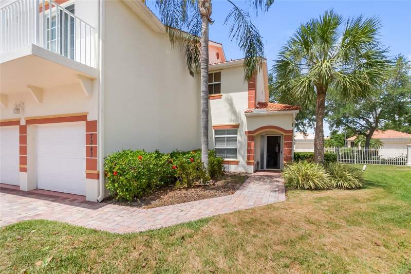 2 bedroom Condominium at 7343 Fountain Palm Circle #na, Palm Grove, Bradenton — photo 3