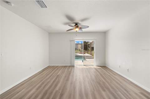 7789 Tuscan Bay Circle, Wesley Chapel FL - photo 11 of 74