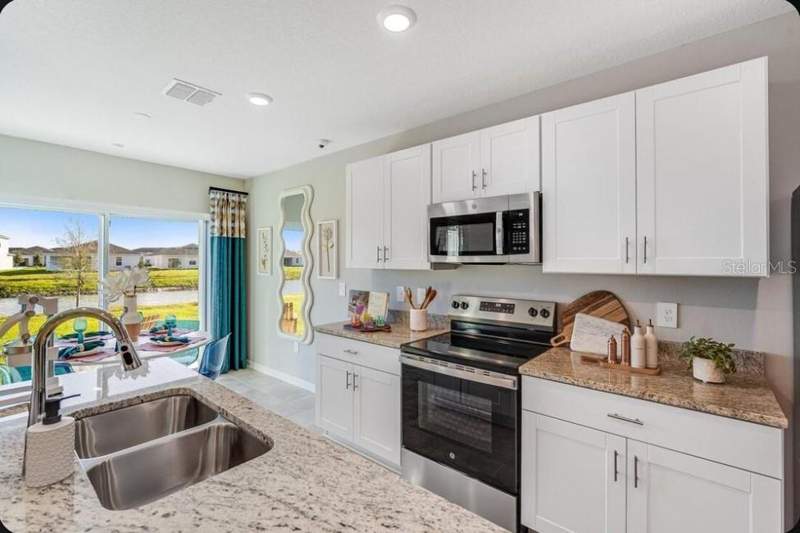 3 bedroom Single Family Residence at 6518 Equinox Lane, Solena, North Fort Myers — photo 2