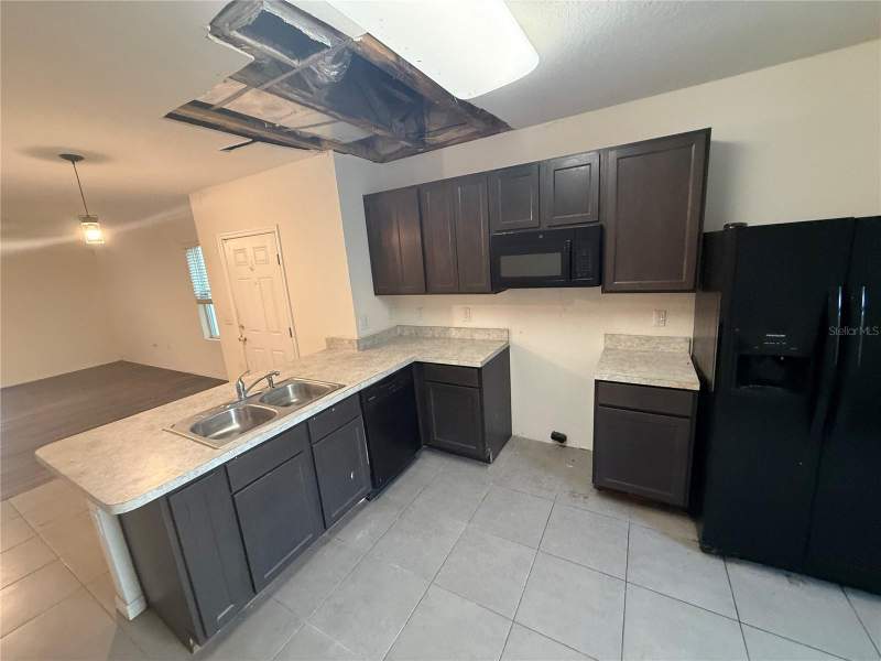 3 bedroom Townhouse at 9954 Hound Chase Drive, Copper Creek Ph 2, Gibsonton — photo 4