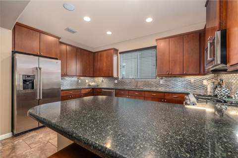 1594 Lincolnshire Drive, Deland FL - photo 13 of 47