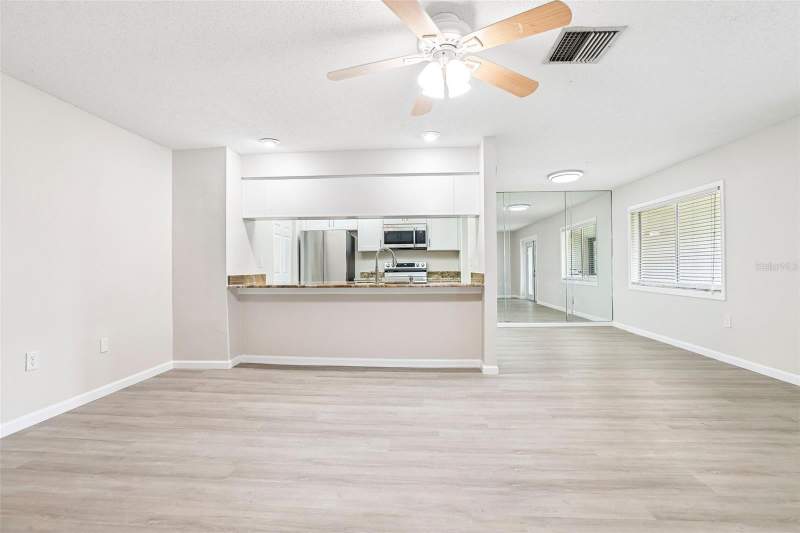 2 bedroom Villa at 1202 11th Circle, New Haven Condo, Largo — photo 5