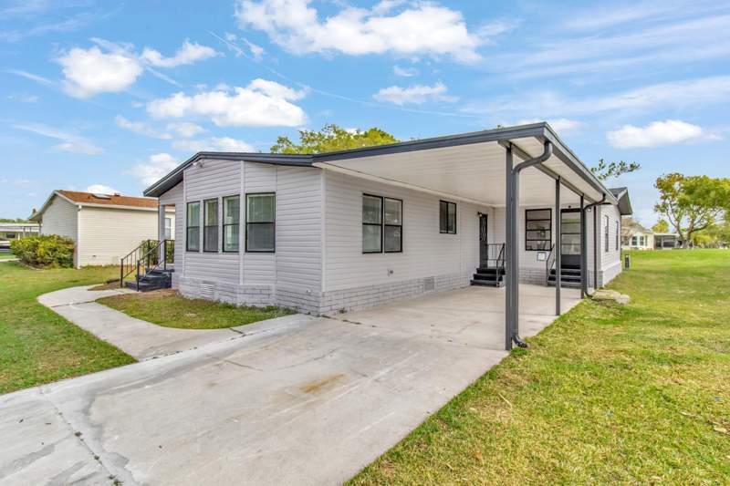 4 bedroom Manufactured Home at 217 Ellsworth Drive, Broadmoor, Kissimmee — photo 3