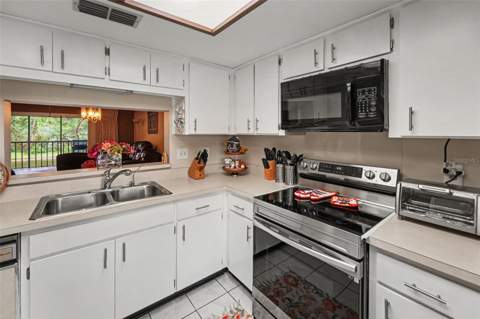 2525 Royal Pines Cir #26H, Clearwater FL - photo 15 of 34