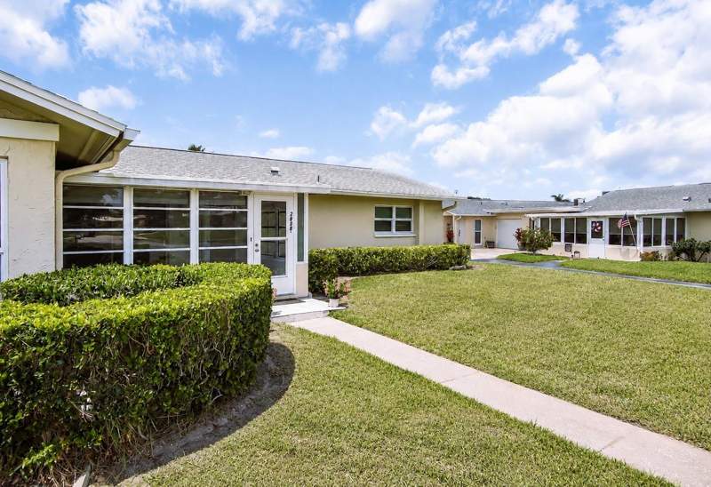 2 bedroom Condominium at 2828 Highlands Boulevard #A, Highland Lakes Condo, Palm Harbor — photo 2