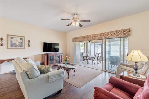 27118 Roanoke Drive, Leesburg FL - photo 13 of 40