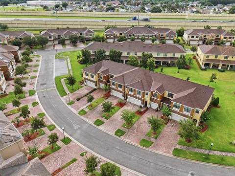 1940 Portofino Meadows Boulevard, Orlando FL - photo 9 of 49