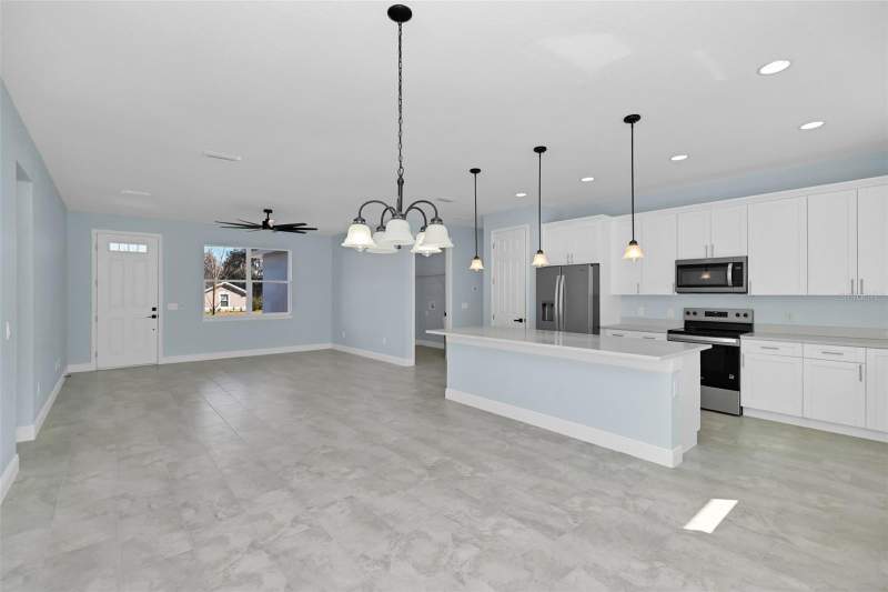 3 bedroom Single Family Residence at 7604 SW 103rd Loop, Hidden Lake, Ocala — photo 5