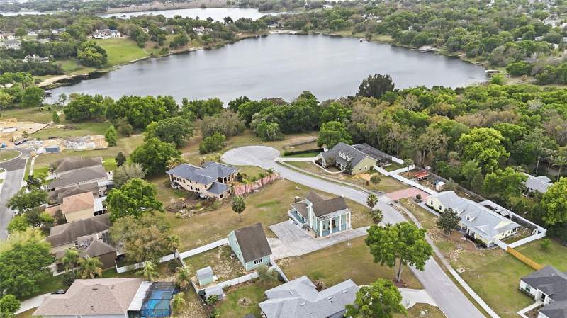 4 bedroom Single Family Residence at 835 Butch Cassidy Lane, Sundance Hills Sub, Eustis — photo 2