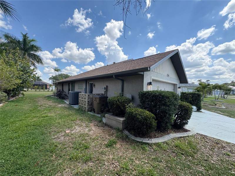 4 bedroom Single Family Residence at 7540 Coco Plum, Punta Gorda Isles Sec 18, Punta Gorda — photo 2