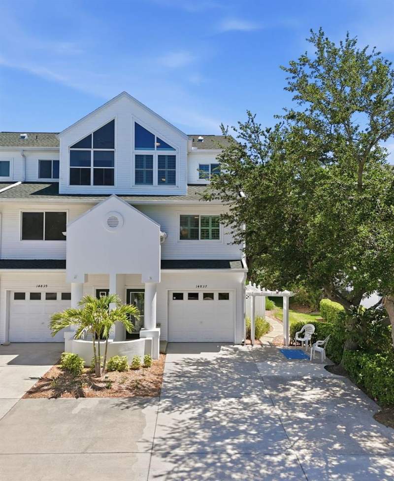 14837 SEMINOLE TRAIL home for sale in Tara Cay Sound