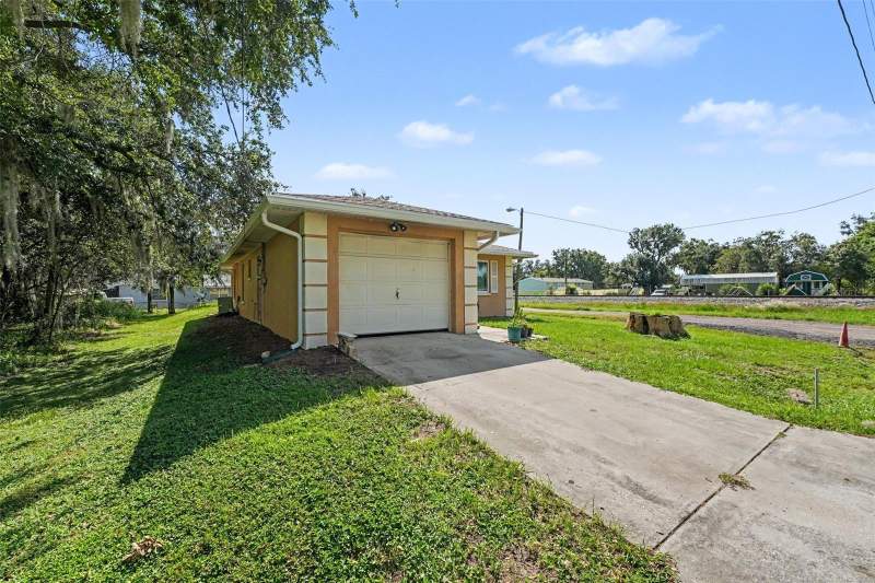3 bedroom Single Family Residence at 6655 Merle Street, Ransones Add, Bradley — photo 4