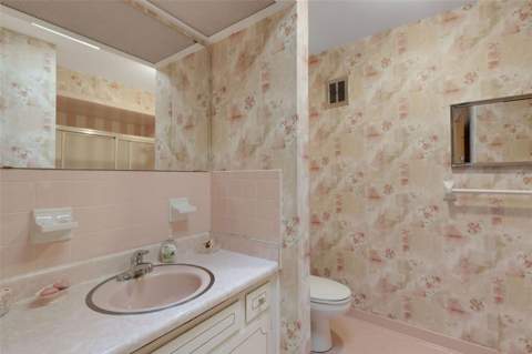 402 Aberdeen Court, Lakeland FL - photo 22 of 35
