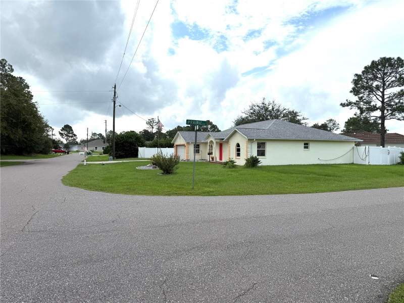 3 bedroom Single Family Residence at 72 Prattwood Lane, Palm Coast Sec 24, Palm Coast — photo 3