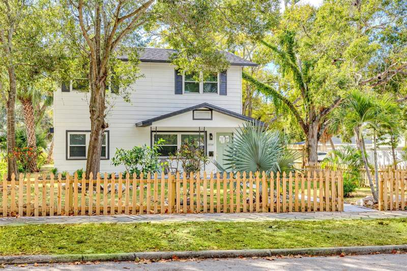 5 bedroom Single Family Residence at 4954 2nd Avenue, Allen Park Sec A, St Petersburg — photo 3