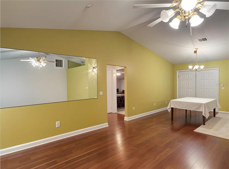 3 bedroom Single Family Residence at 912 NE 144th Court, Suthers, Silver Springs — photo 3