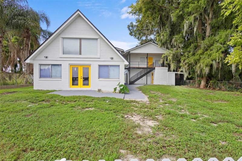 8 bedroom Single Family Residence at 1824 Lake Street, Mineral Spring Park, Oviedo — photo 3
