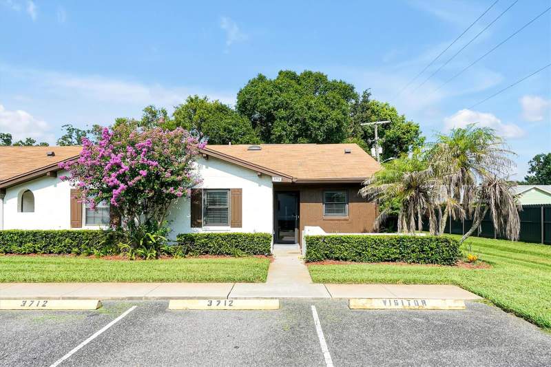 Pine Lake Villas