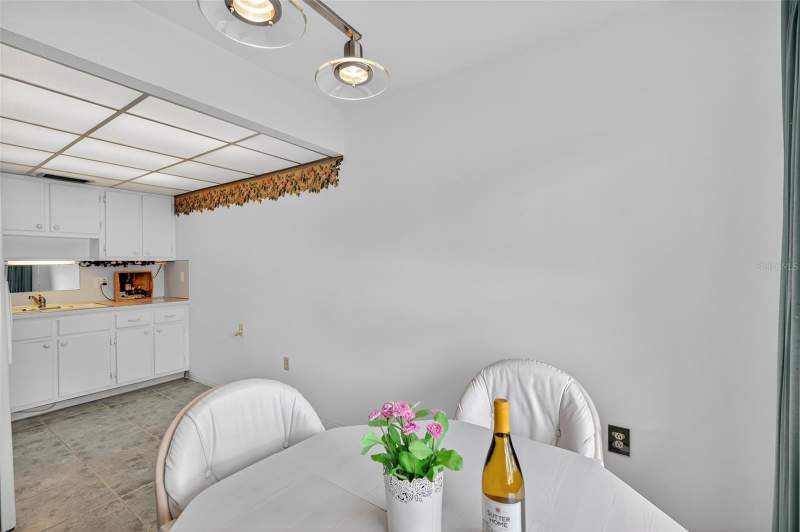 2 bedroom Condominium at 11100 86TH AVENUE #108, SEMINOLE GARDEN APTS CO-OP, SEMINOLE — photo 5
