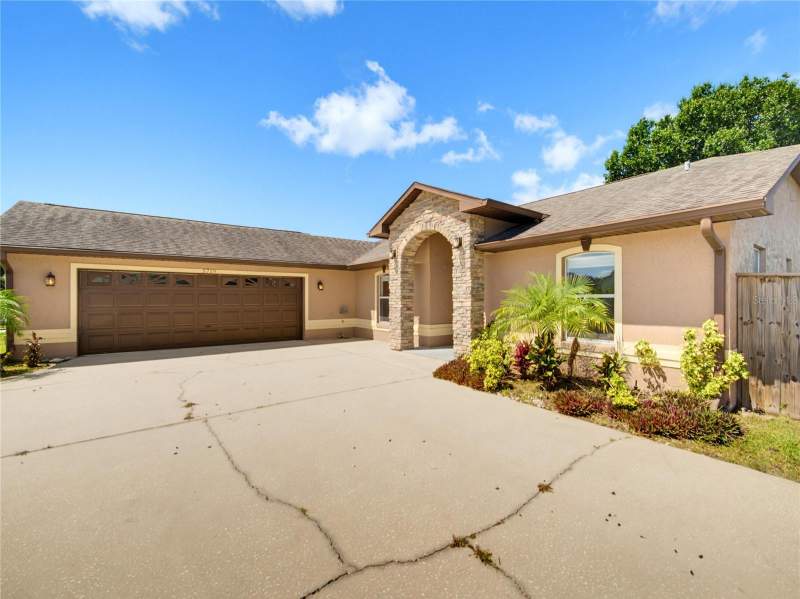 3 bedroom Single Family Residence at 5719 Sweetheart Court, Sweetwater Creek Unit 1, St Cloud — photo 4