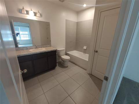 1103 Hillhurst Drive, Wesley Chapel FL - photo 13 of 26