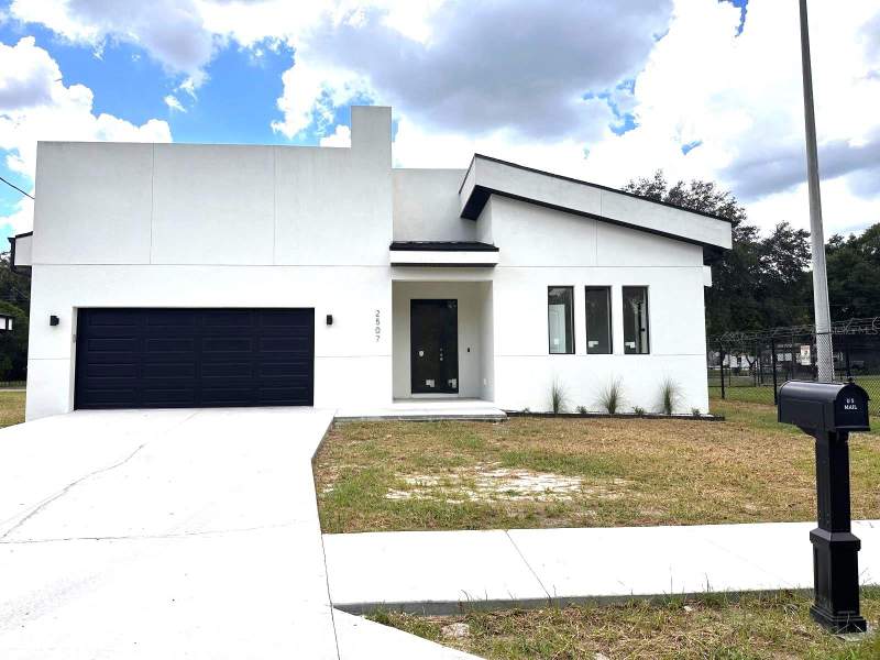 2507 FAIRVIEW AVENUE home for sale in Lynwood Park