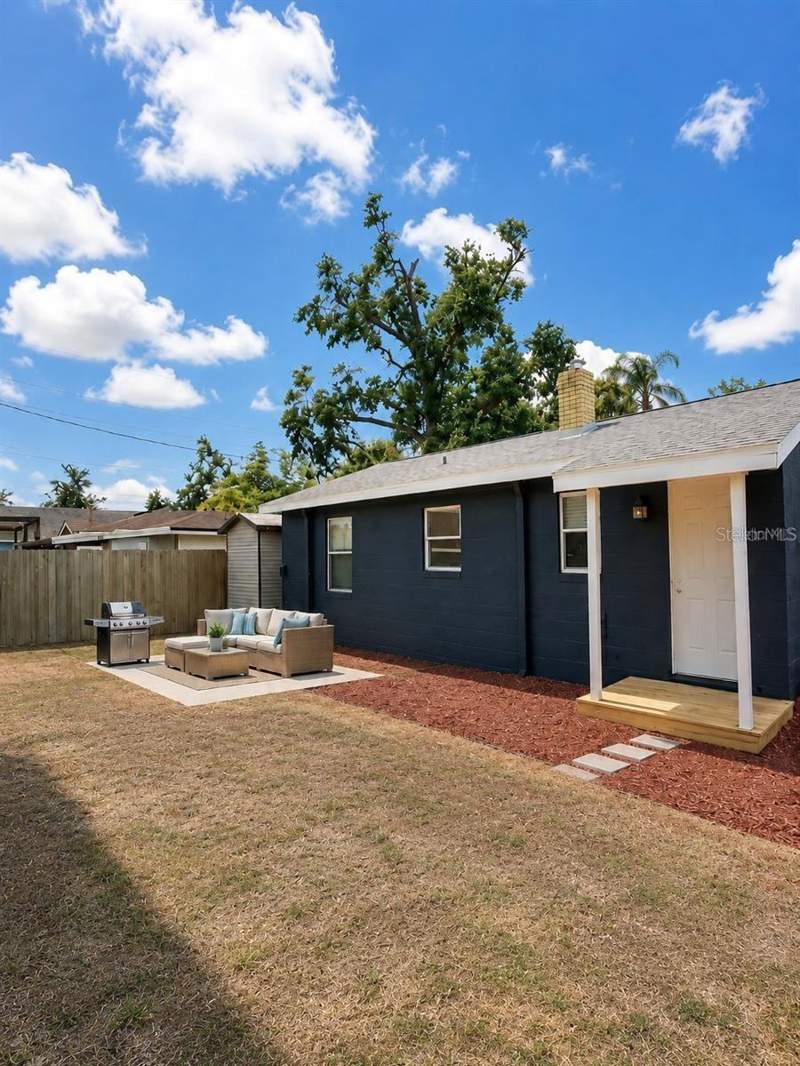 3 bedroom Single Family Residence at 6712 S Gabrielle Street, Tropical Pines, Tampa — photo 3