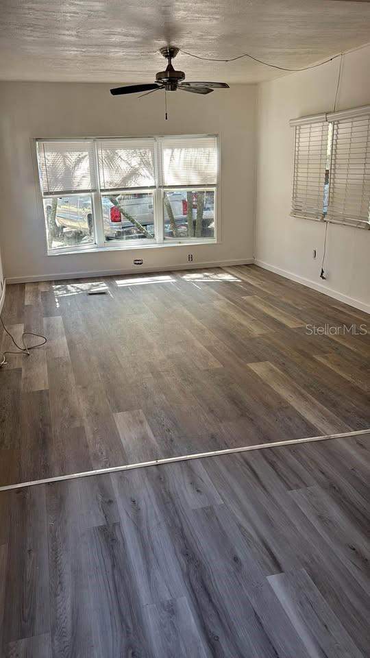 2 bedroom Mobile Home at 212 Sunset Drive, Lake Mariana Shores, Lake Alfred — photo 4