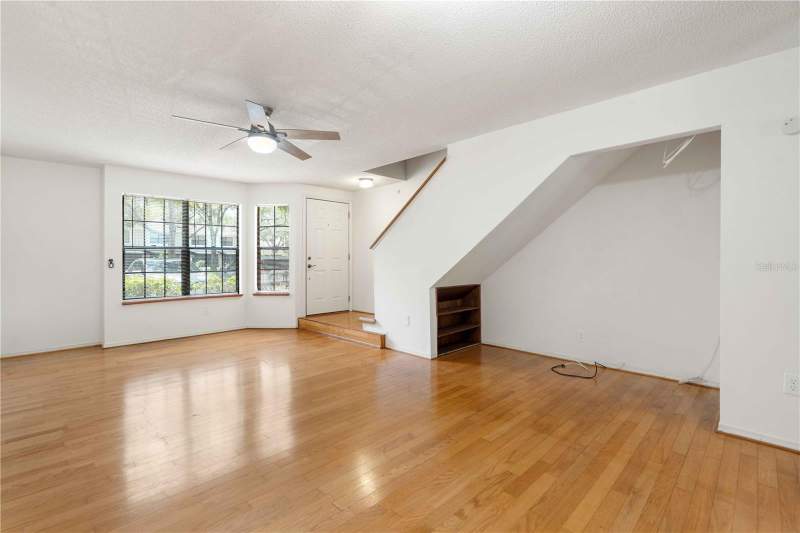 2 bedroom Condominium at 5100 Burchette Road #404, Faircrest I Condo, Tampa — photo 3