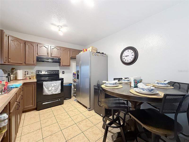 6 bedroom Half Duplex at 522-524 IMPERIAL PLACE, POINCIANA VILLAGE 1 NBHD 1 SOUTH, KISSIMMEE — photo 5