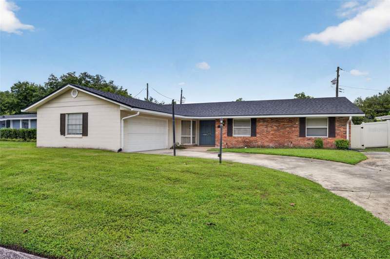 2715 PRINCE JOHN ROAD home for sale in Winter Park Pines