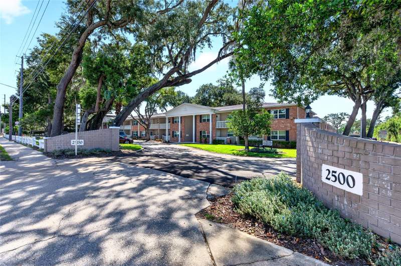 1 bedroom Condominium at 2500 Lee Road #123, Lakeside Manor Apts Condo, Winter Park — photo 2