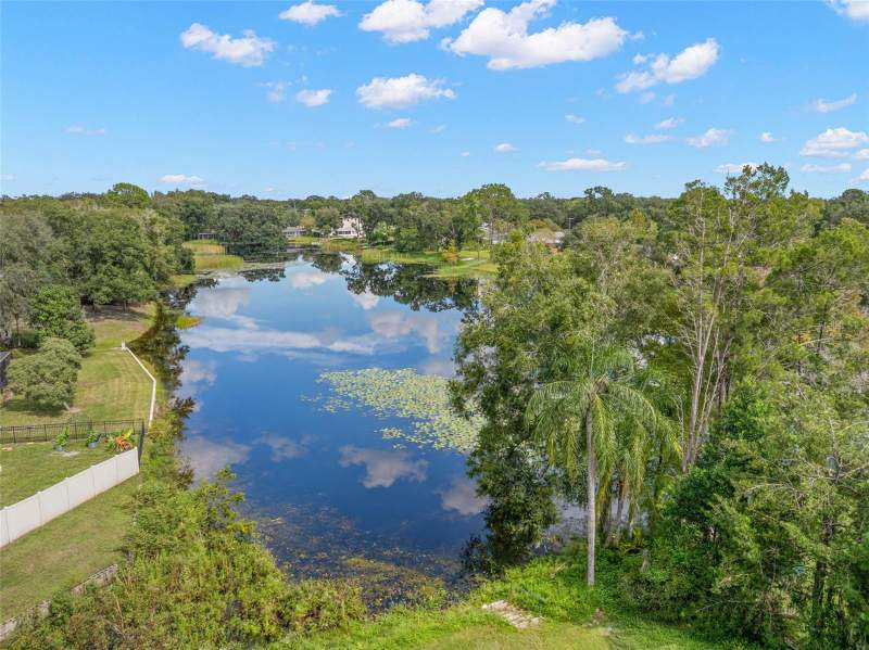 4 bedroom Single Family Residence at 3013 Graham Lane, Lake Ridge Rev, Tampa — photo 3