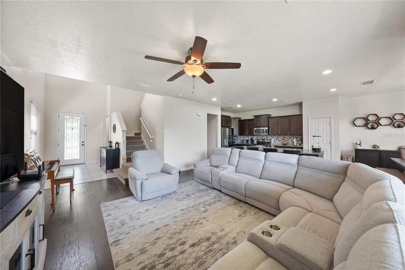4 bedroom Single Family Residence at 8415 Loblolly Pine Court, Magnolia Park Southwest G, Riverview — photo 4
