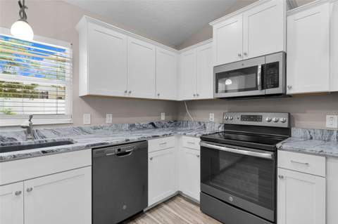 8770 SE 161st Street, Summerfield FL - photo 12 of 52