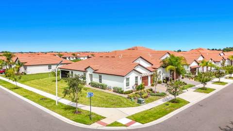 17255 Holly Well Avenue, Wimauma FL - photo 10 of 63