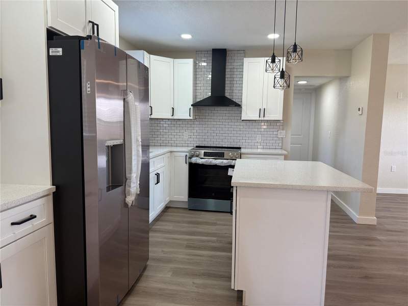 3 bedroom Single Family Residence at 723 S Combee Road, Meadowlawn, Lakeland — photo 5