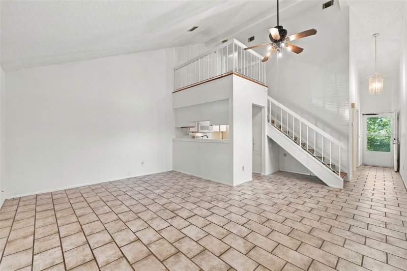 2 bedroom Townhouse at 1896 Clearbrooke Drive, Clearbrooke Twnhs Ph 10, Clearwater — photo 3