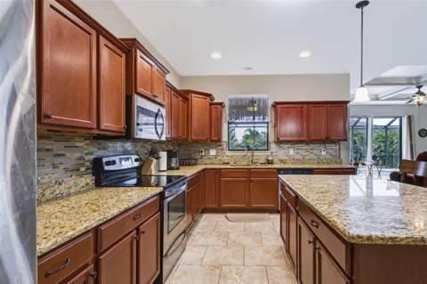 142 Yellow Pine Drive, Rotonda West FL - photo 10 of 33