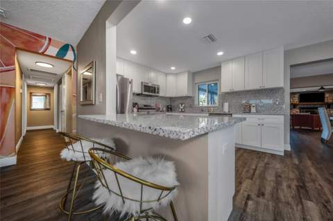 1523 Tangerine Street, Clearwater FL - photo 14 of 34